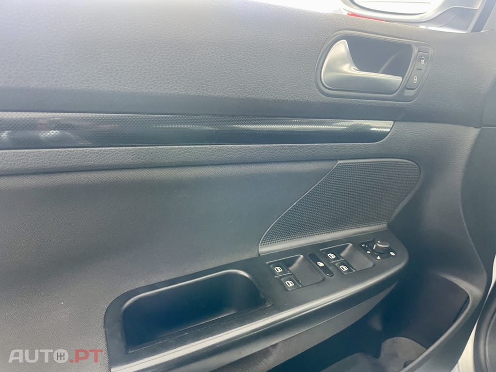 Volkswagen Golf Variant 1.6 TDi Highline