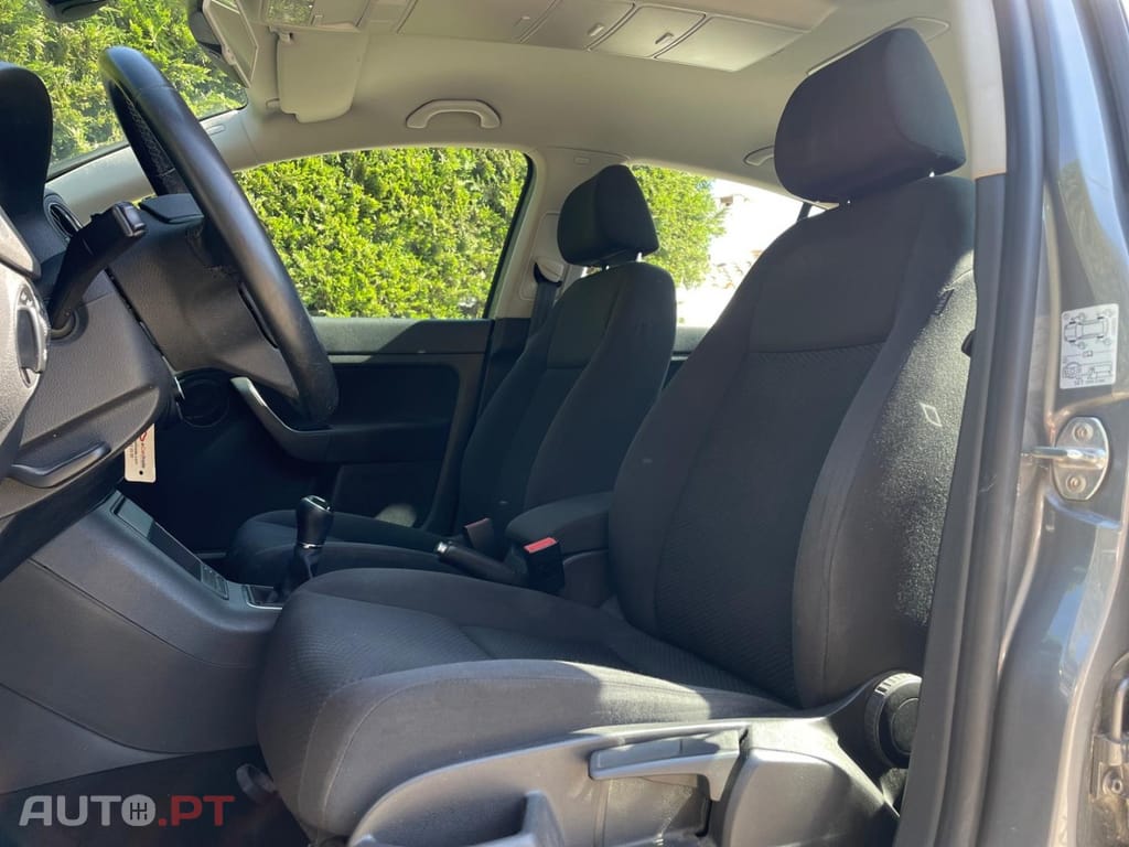 Volkswagen Golf Plus 1.6 TDI DPF Highline