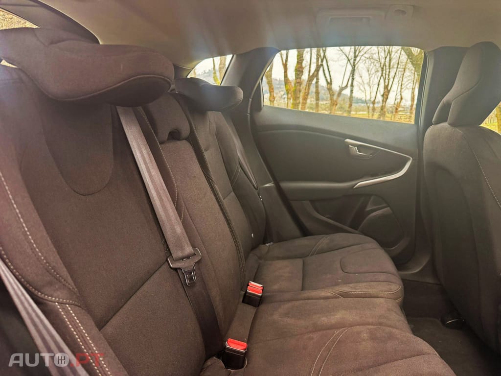 Volvo V40 1.6 D2 Momentum