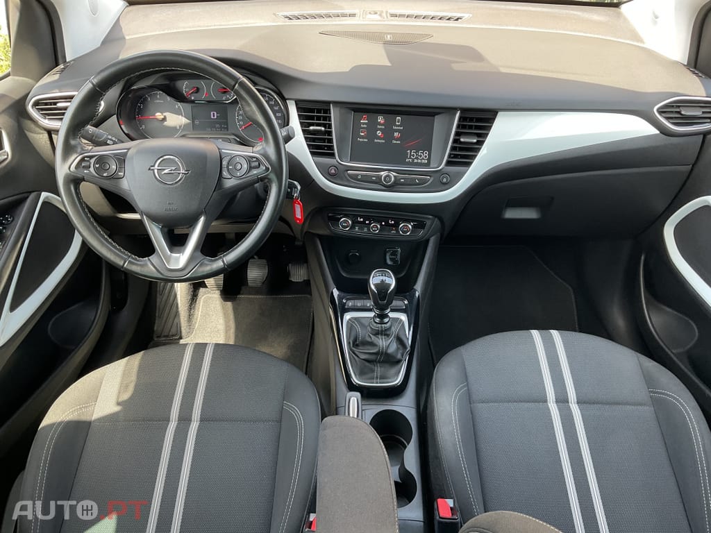 Opel Crossland 1.2 T Design & Tech