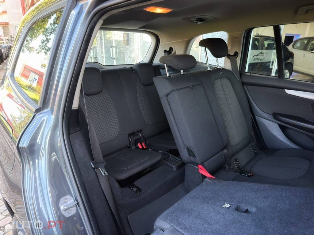 BMW 216 d 7L Advantage
