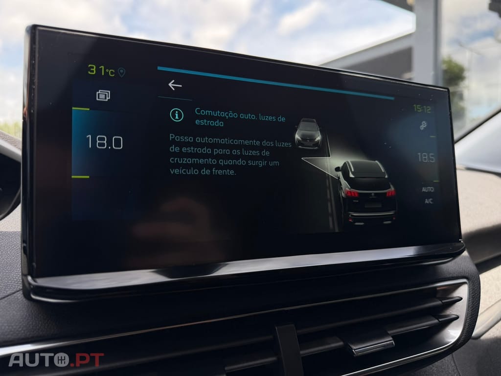 Peugeot 3008 1.6 Hybrid Allure e-EAT8