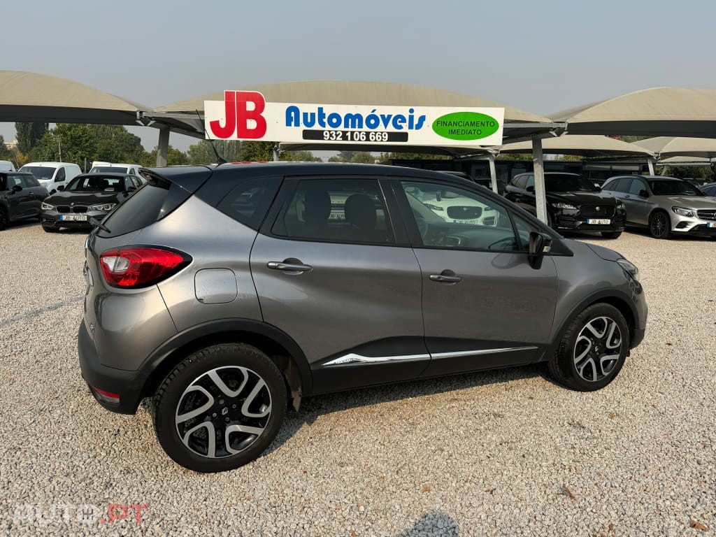 Renault Captur 1.2 TCe Exclusive EDC