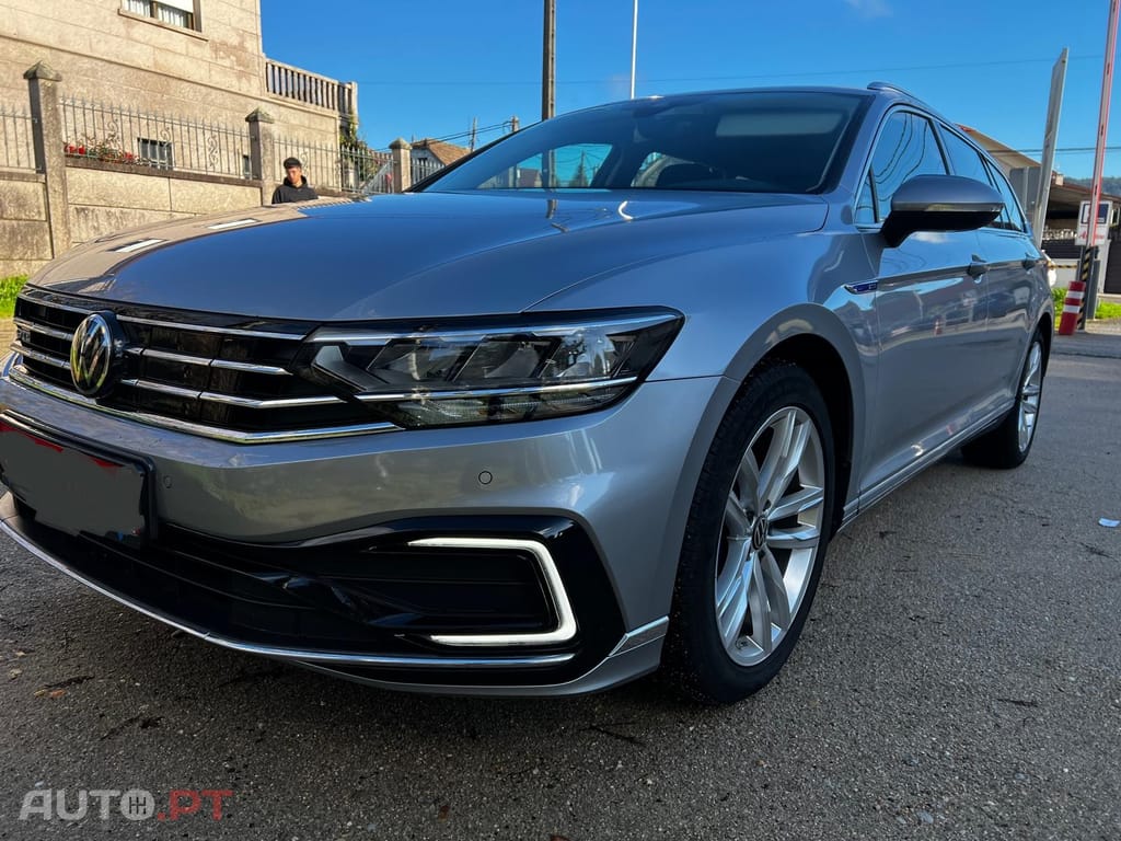 Volkswagen Passat 1.4 TSI GTE+ PLUG-IN