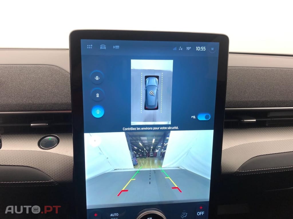 Ford Mustang Mach-E Standard Range