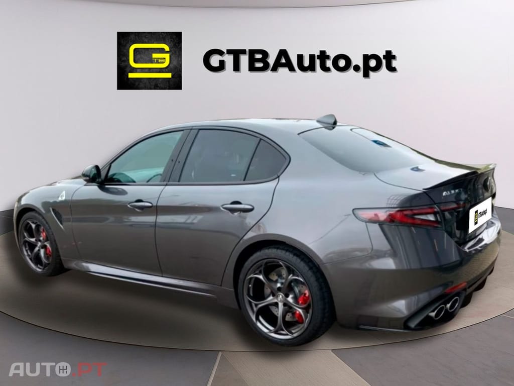 Alfa Romeo Giulia 2.9 Bi-T Quadrifoglio V6 