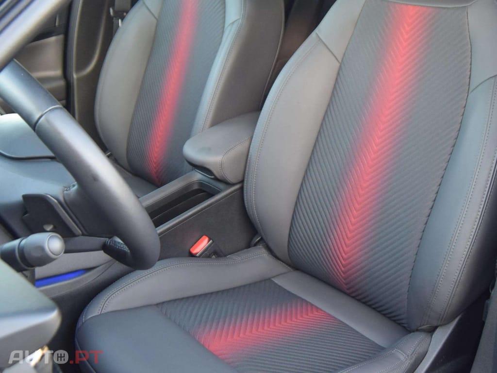 Alfa Romeo Junior 1.2 Sport Speciale Q4 eDCT6