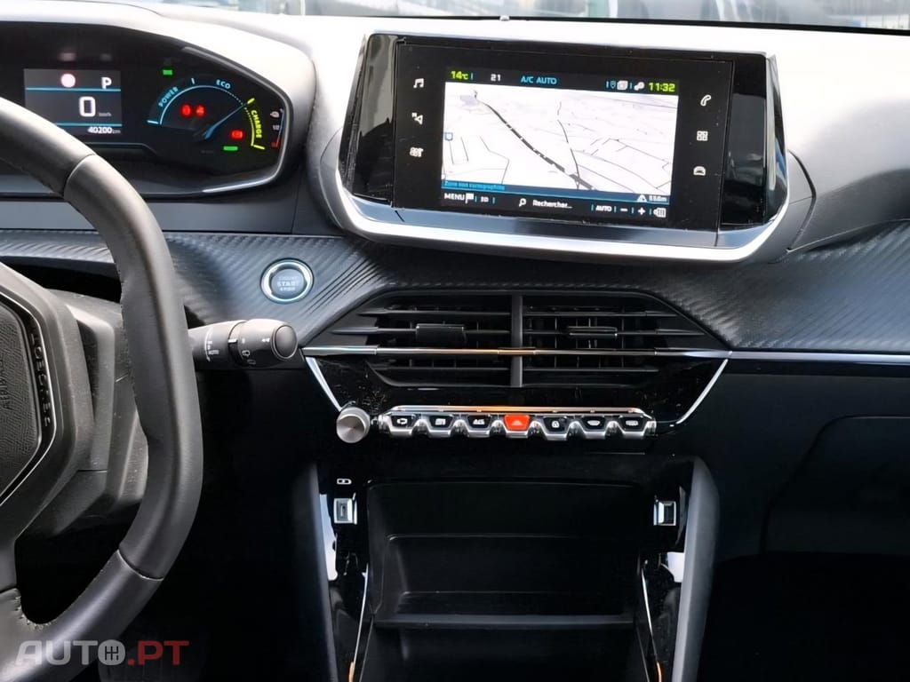 Peugeot E-208 50 kWh Style