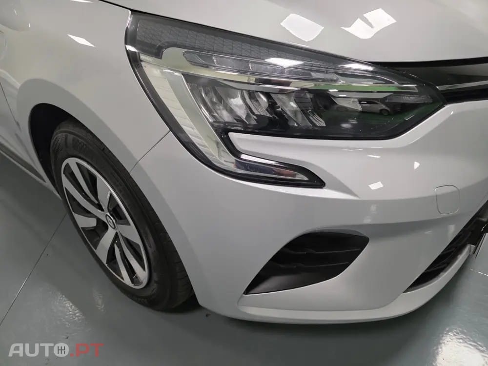 Renault Clio 1.0 TCe Evolution — fotografia 6