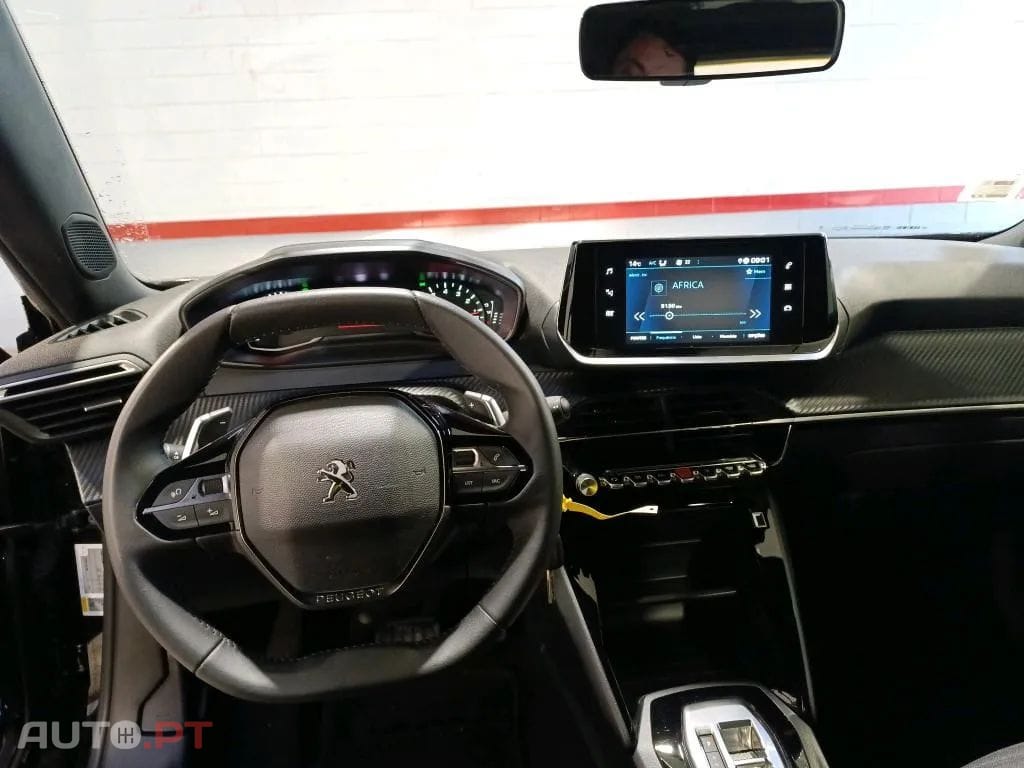 Peugeot 2008 1.5 BlueHDi Active Pack EAT8