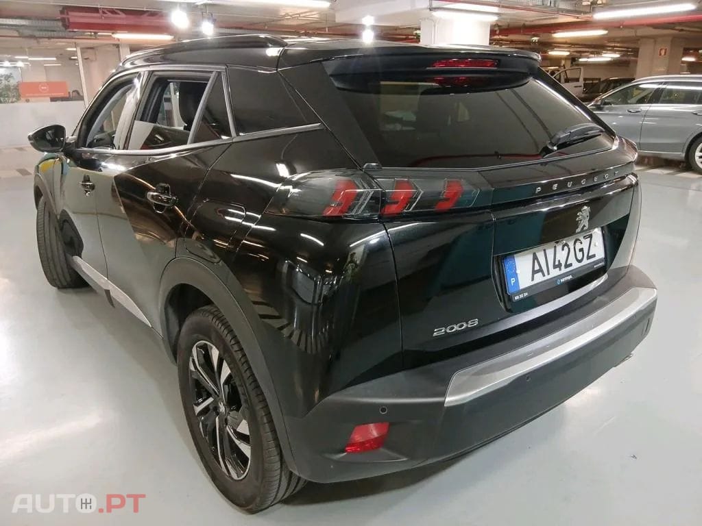 Peugeot 2008 1.5 BlueHDi Allure Pack