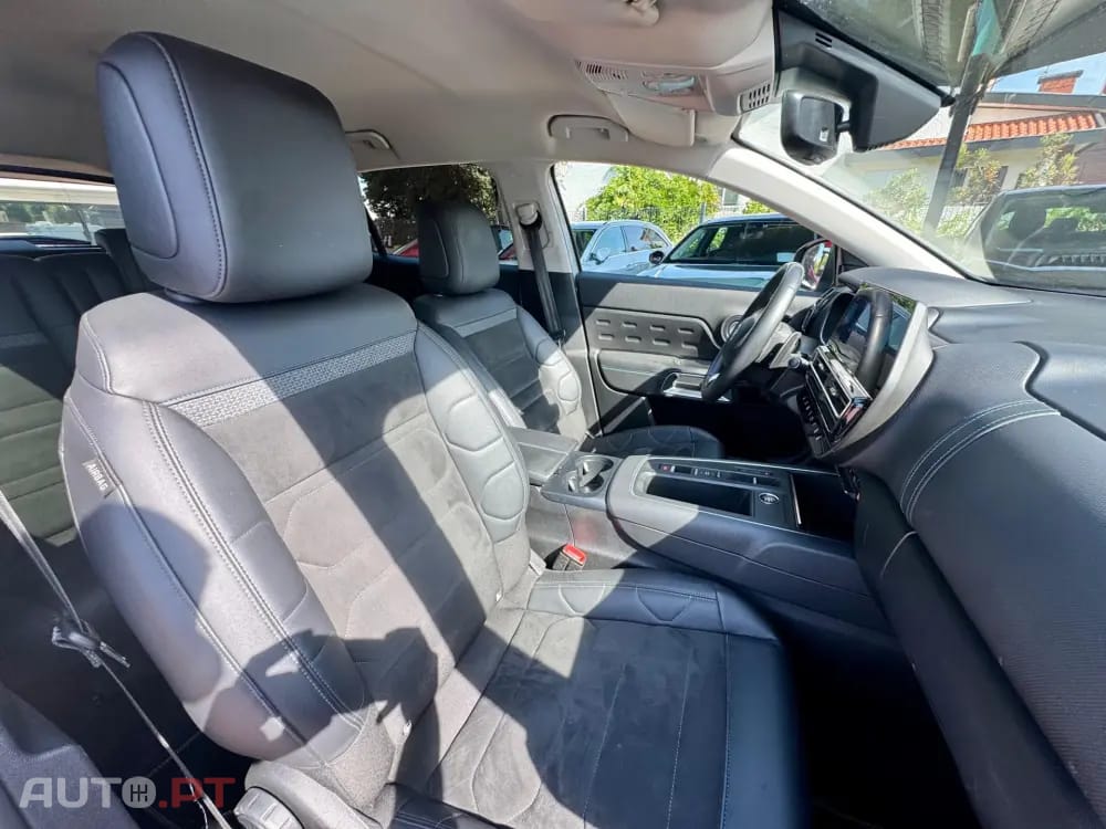 Citroen C5 Aircross 1.6 Hybrid Max e-EAT8
