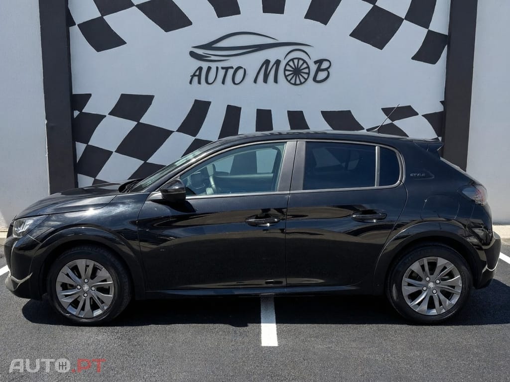 Peugeot E-208 50 kWh Style
