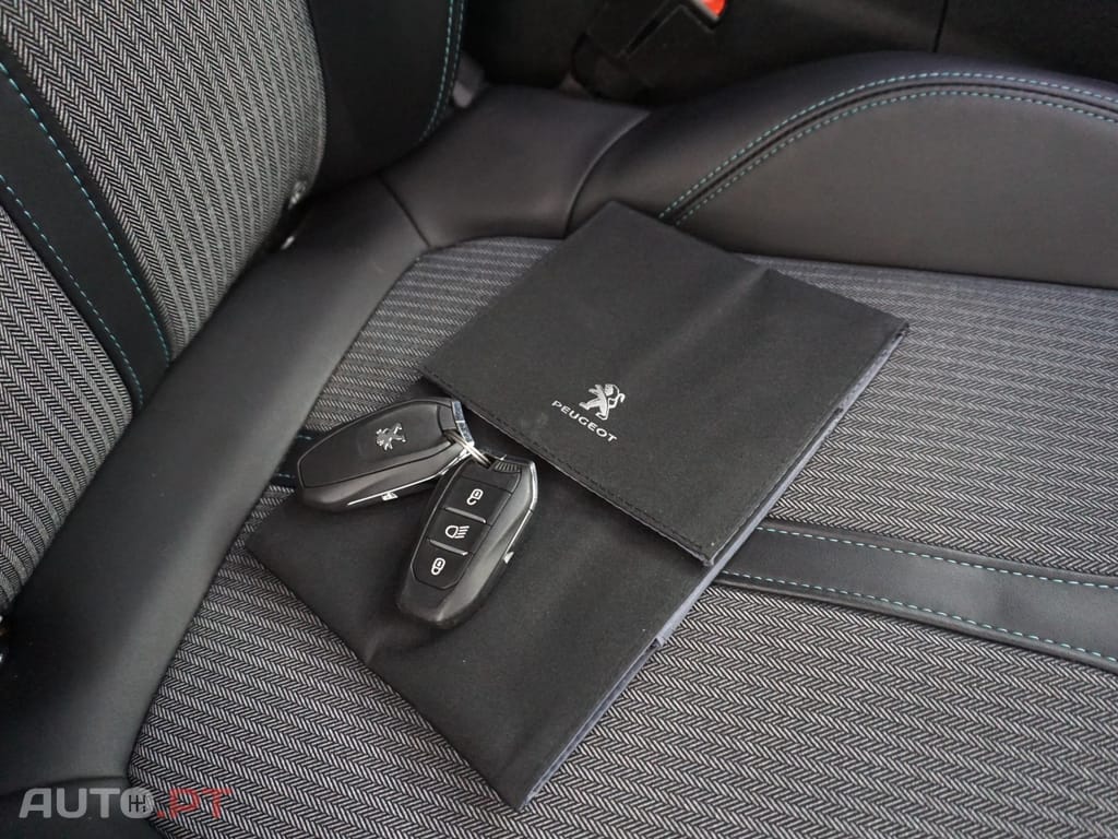 Peugeot 3008 1.2 PureTech Allure Pack