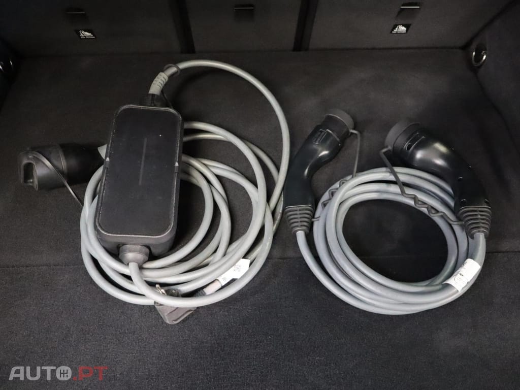 BMW 330 e Auto Corporate Edition
