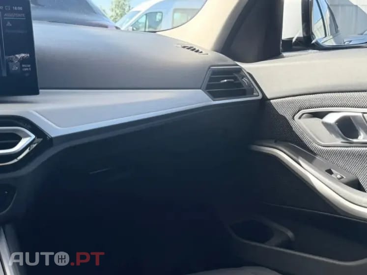 BMW 330 e Corporate Edition Auto
