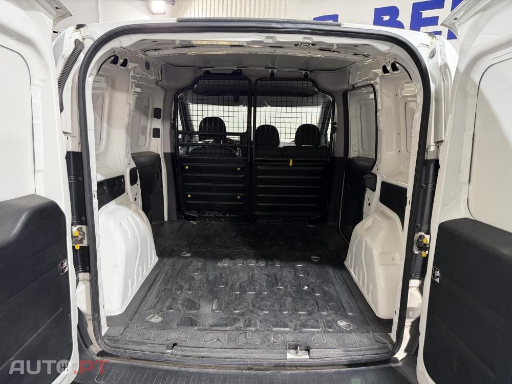 Fiat Doblo Cargo 1.3M-Jet 90cv