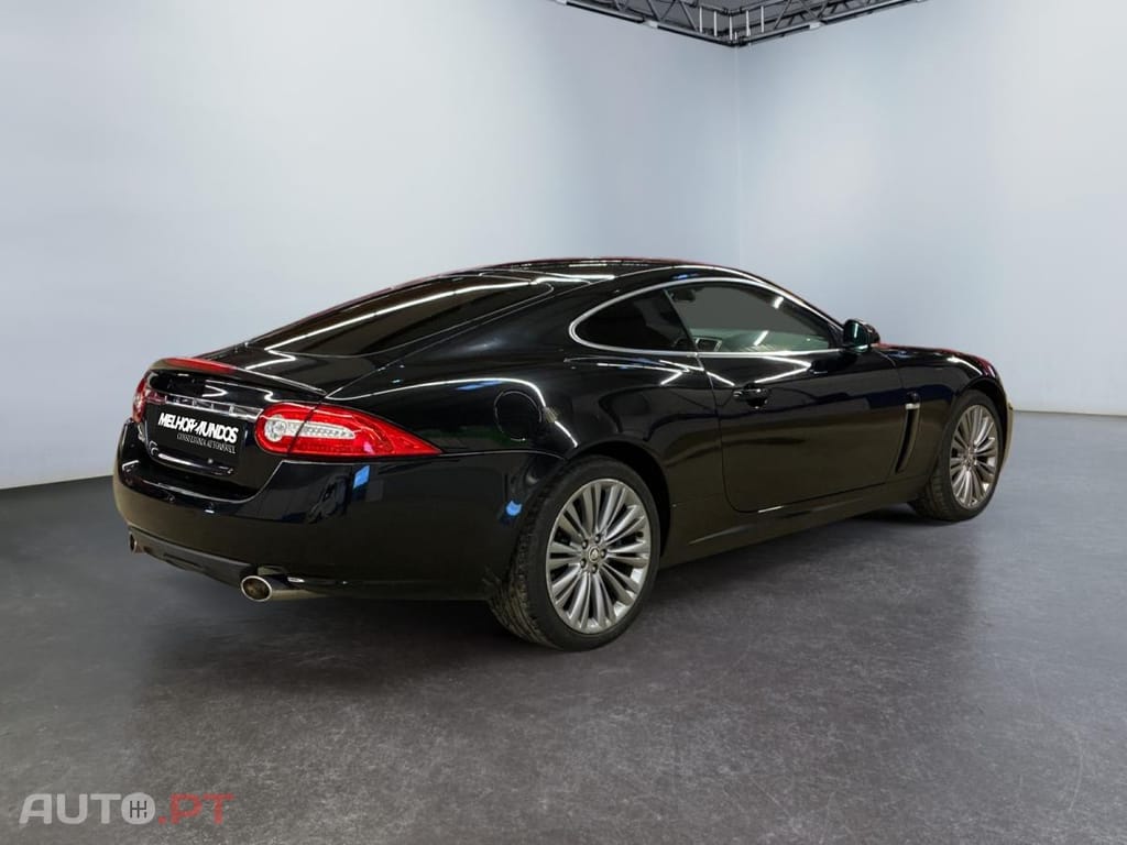 Jaguar XK 5.0 V8