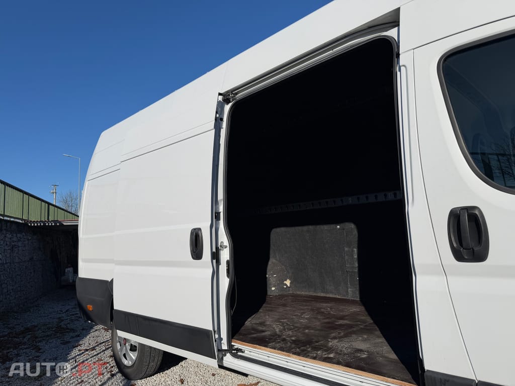 Fiat Ducato Maxi 2.2 M-Jet 180CV L4H3 Nacional