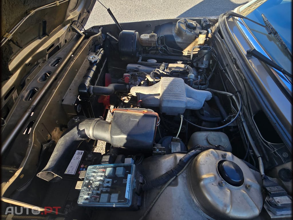 BMW 518 i E12