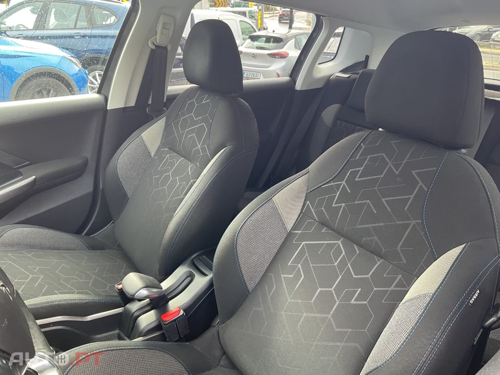 Peugeot 2008 1.2 PureTech Style