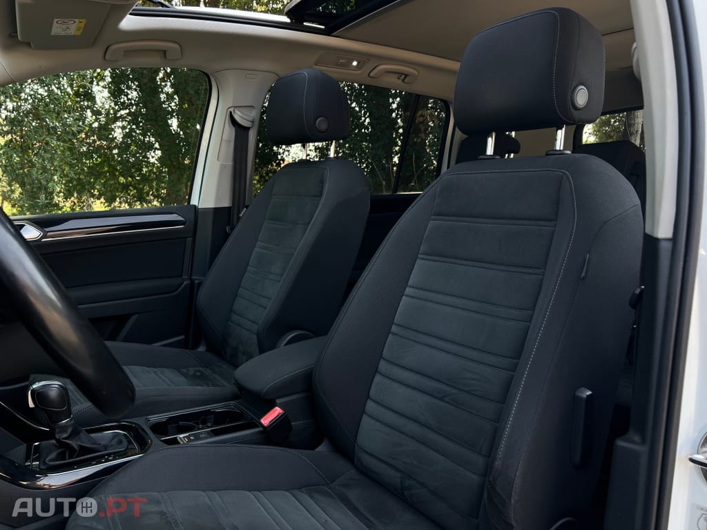 Volkswagen Touran 2.0 TDI Highline DSG