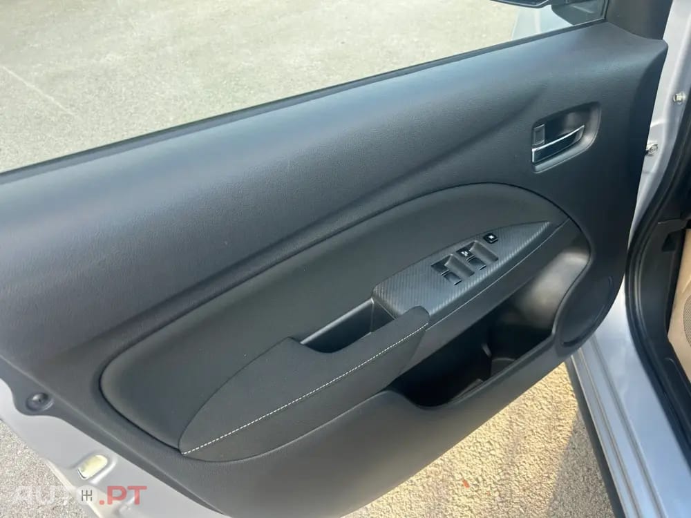 Mitsubishi Space Star 1.2 Connect Edition