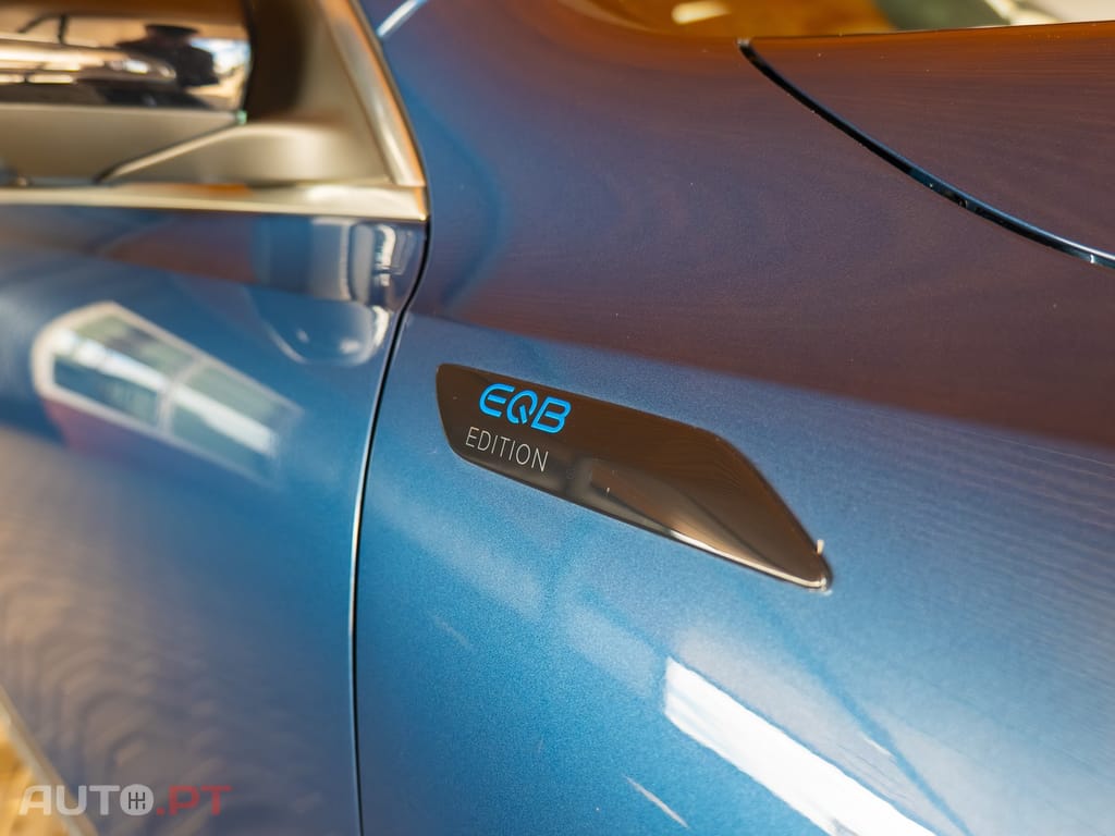 Mercedes-Benz EQB 350 4Matic Edition