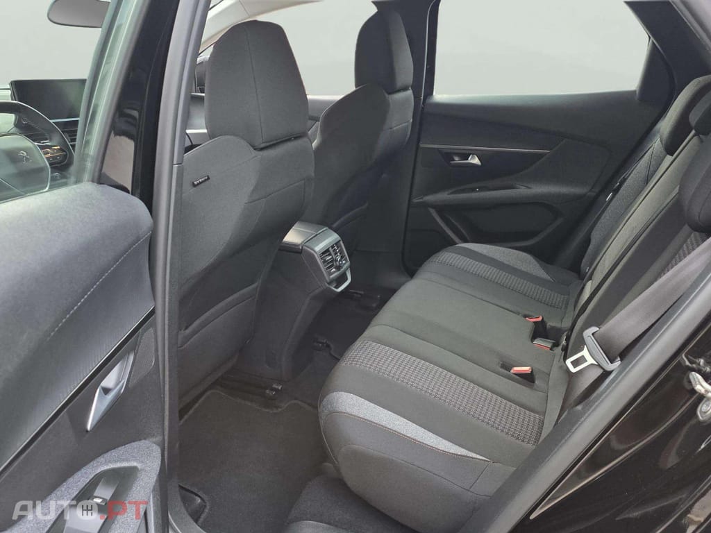 Peugeot 3008 1.5 BlueHDi Active Pack