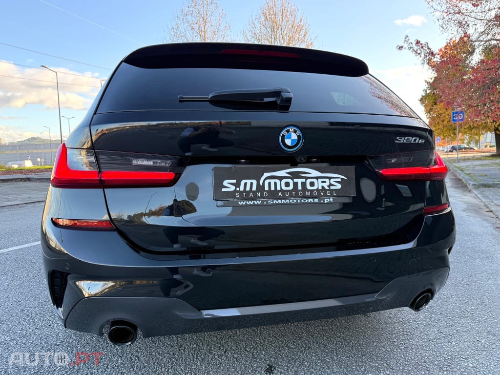 BMW 320 e Touring Pack M Auto