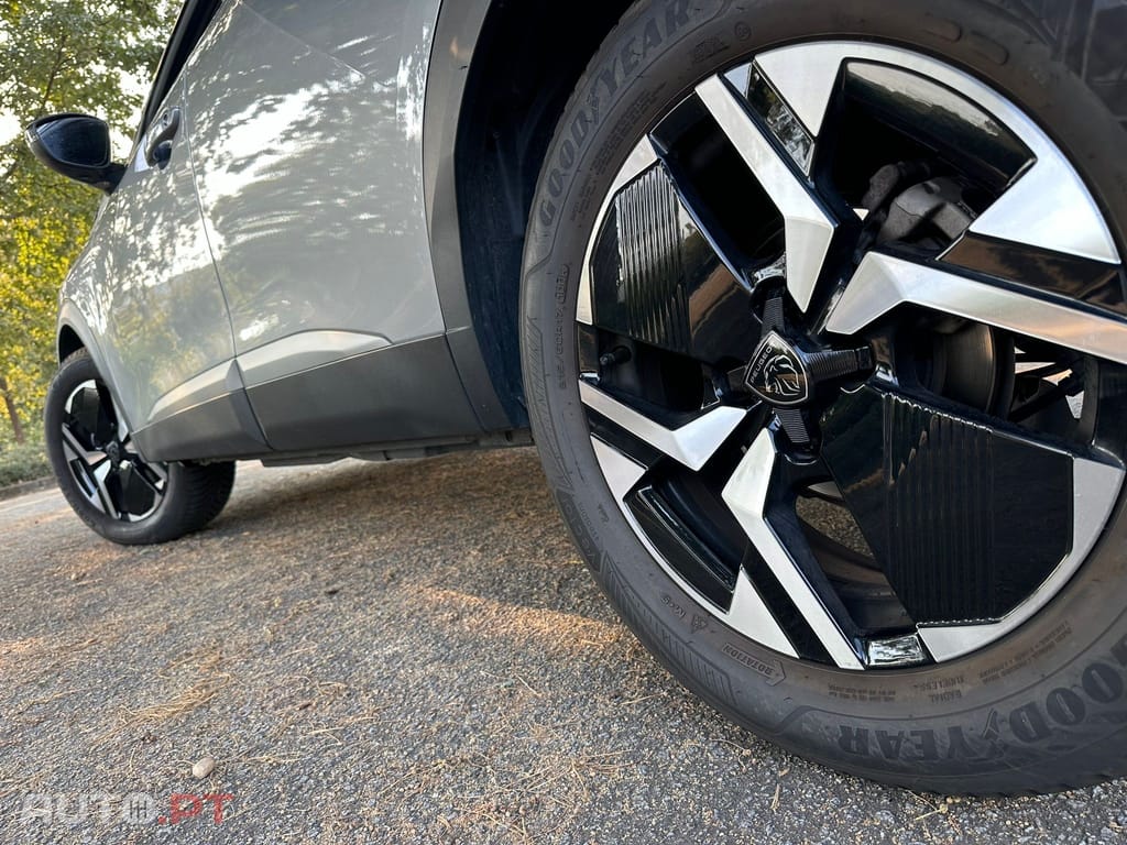 Peugeot 2008 1.2 PureTech GT Pack EAT8