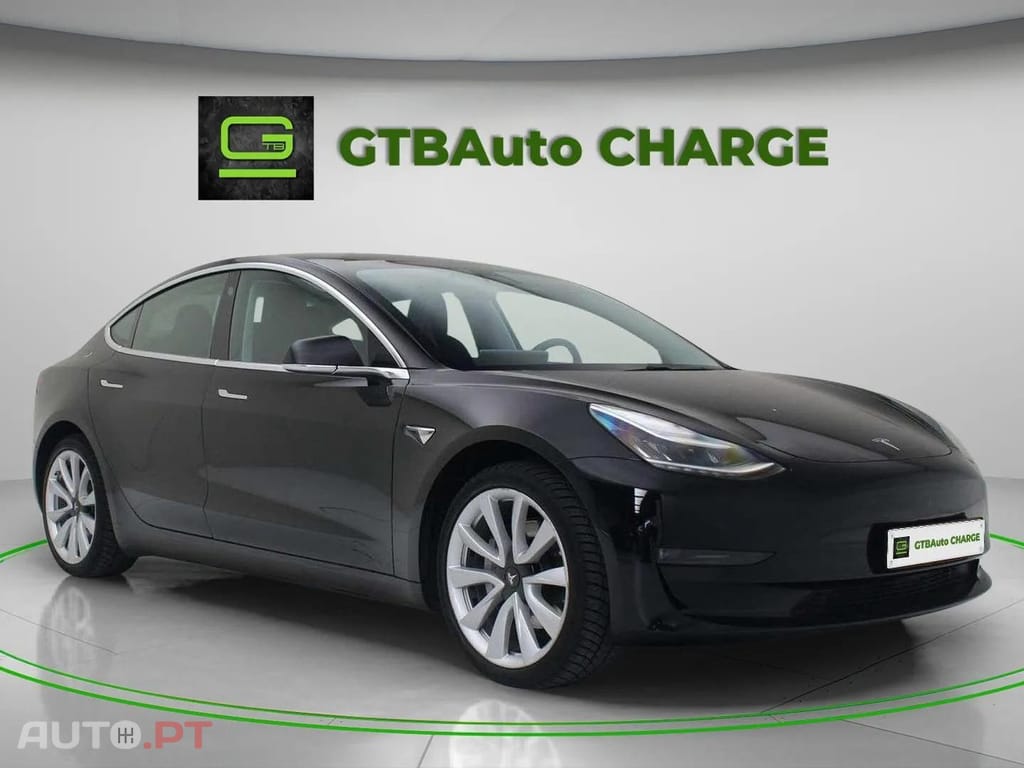 Tesla Model 3 Long Range AWD
