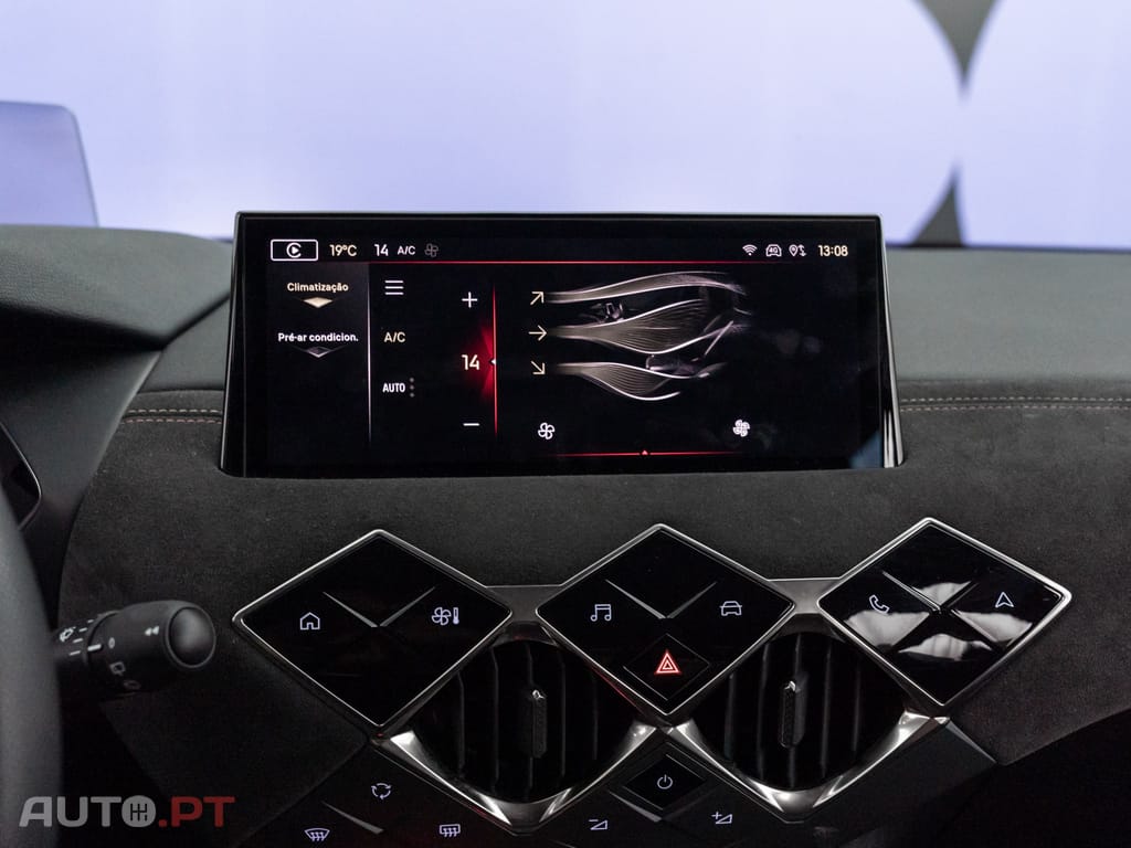 DS DS3 E-Tense Bastille