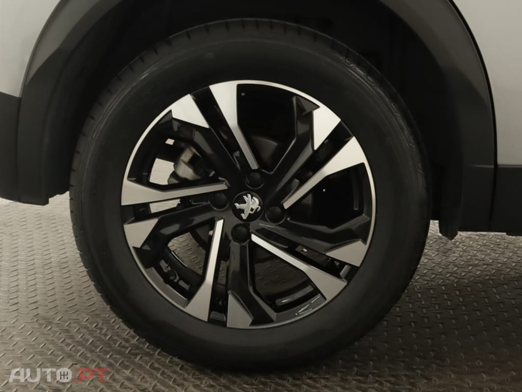 Peugeot 2008 2008 1.2 PureTech Allure Pack EAT8