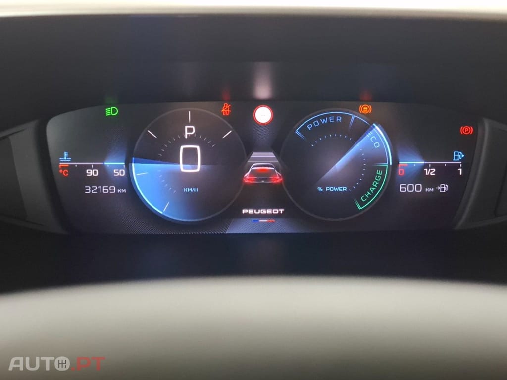 Peugeot 408 1.2 Hybrid  Allure