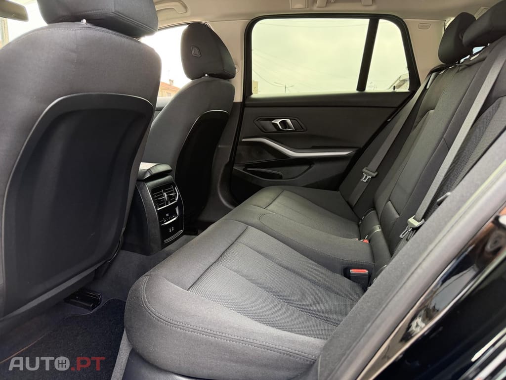 BMW 320 e Auto