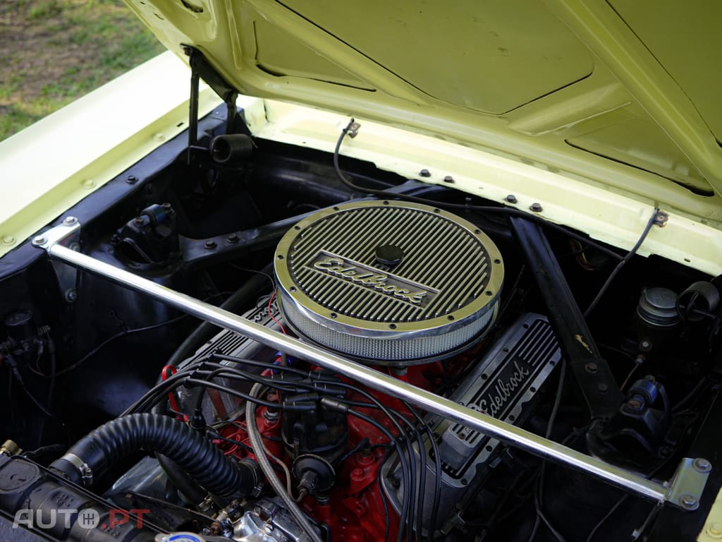 Ford Mustang 289 V8