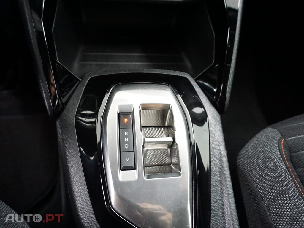 Peugeot 2008 PureTech 130 EAT8 Allure