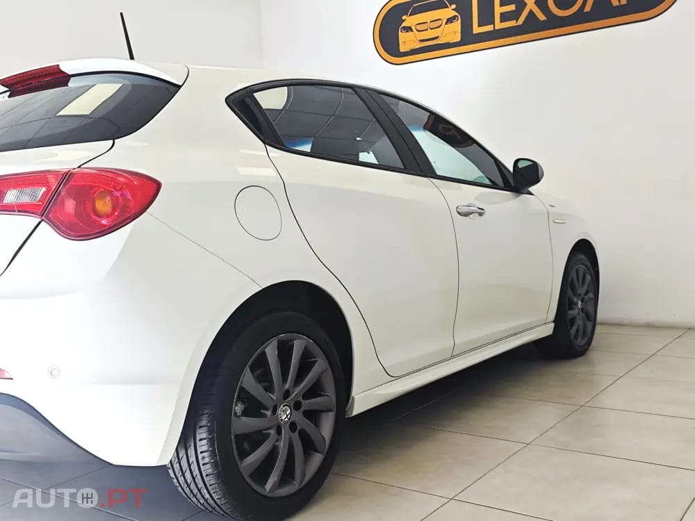 Alfa Romeo Giulietta 1.6 JTDM Veloce