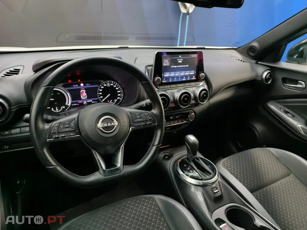 Nissan Juke 1.6 Hybrid N-Design Black