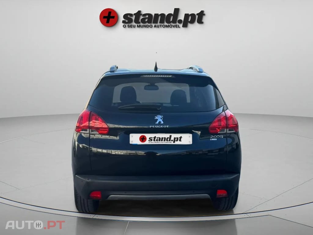 Peugeot 2008 1.2 PureTech Style