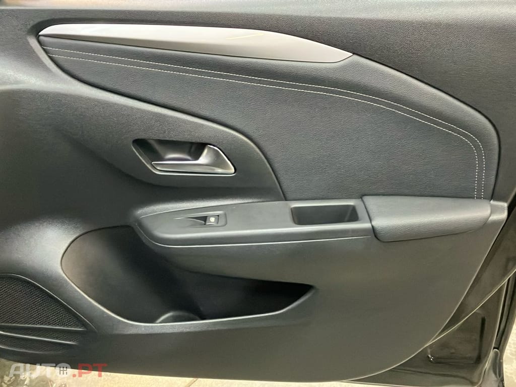 Opel Corsa 1.2 T GS Line