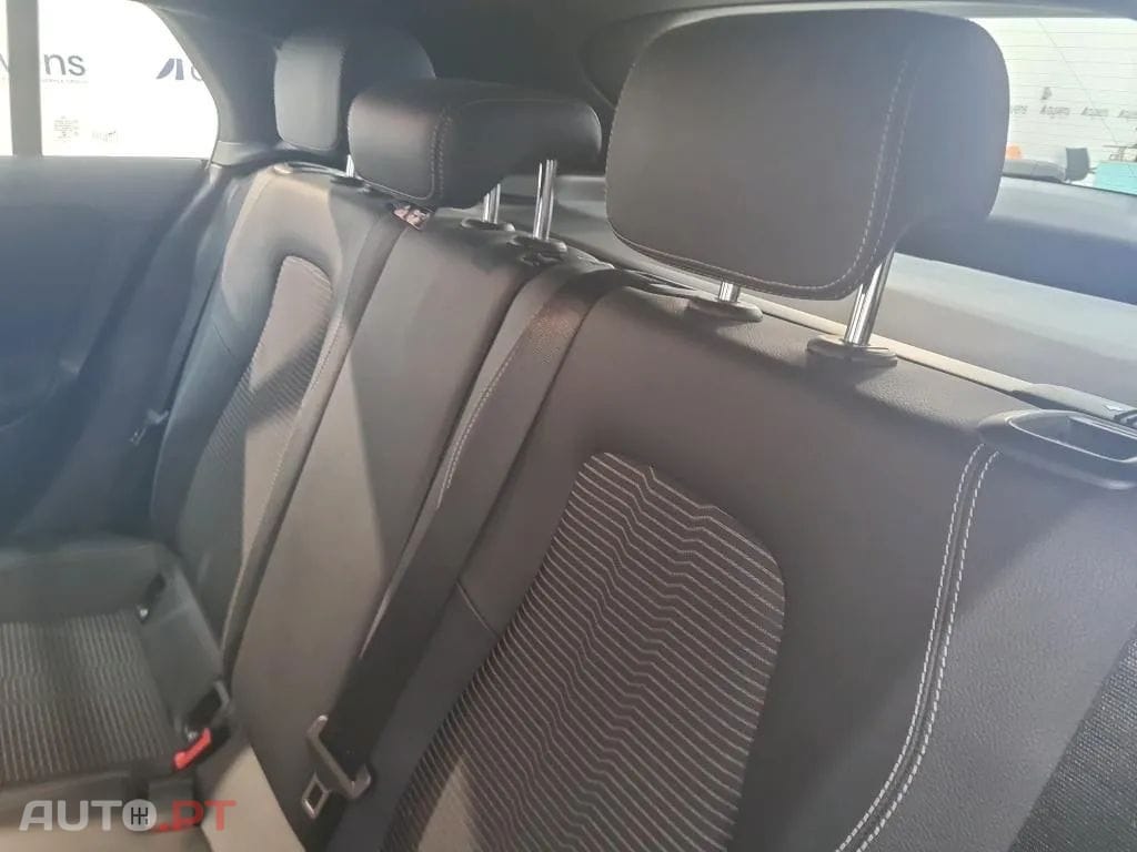 Mercedes-Benz CLA 250 e Shooting Brake Style Plus