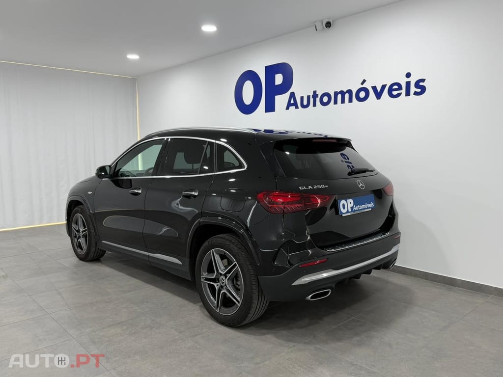 Mercedes-Benz GLA 250 e AMG Line
