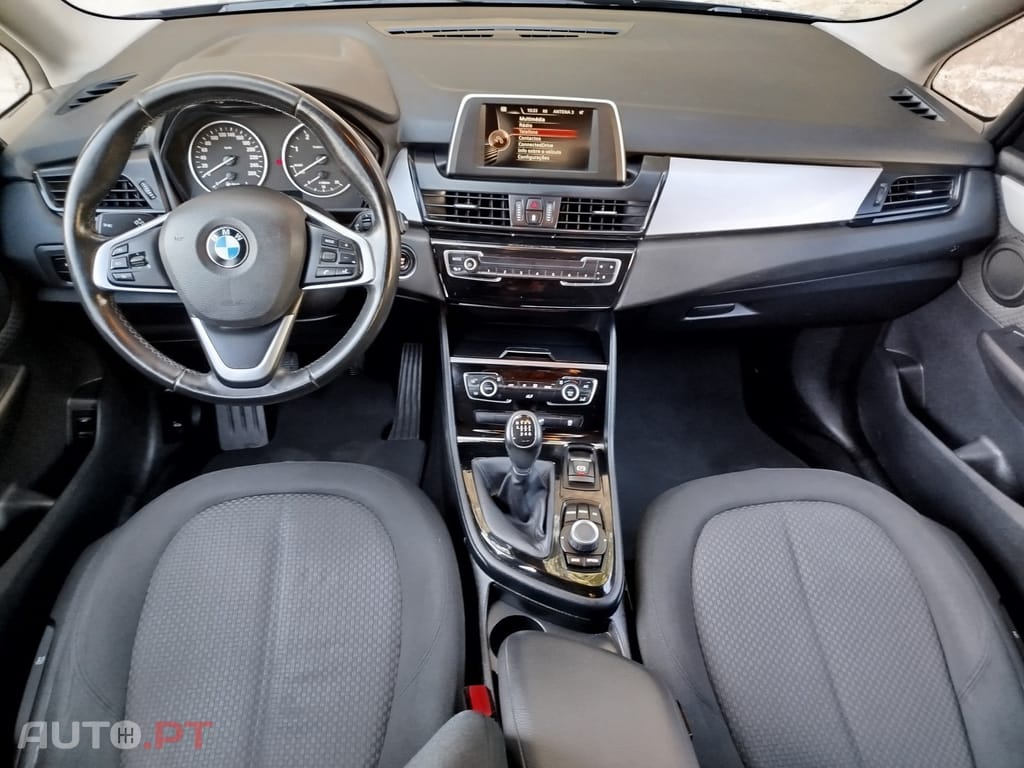 BMW 216 d Advantage