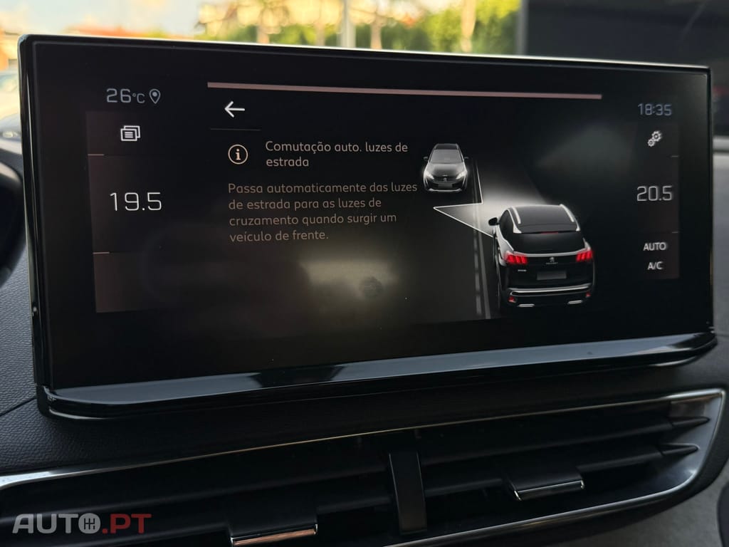 Peugeot 3008 1.5 BlueHDi GT EAT8