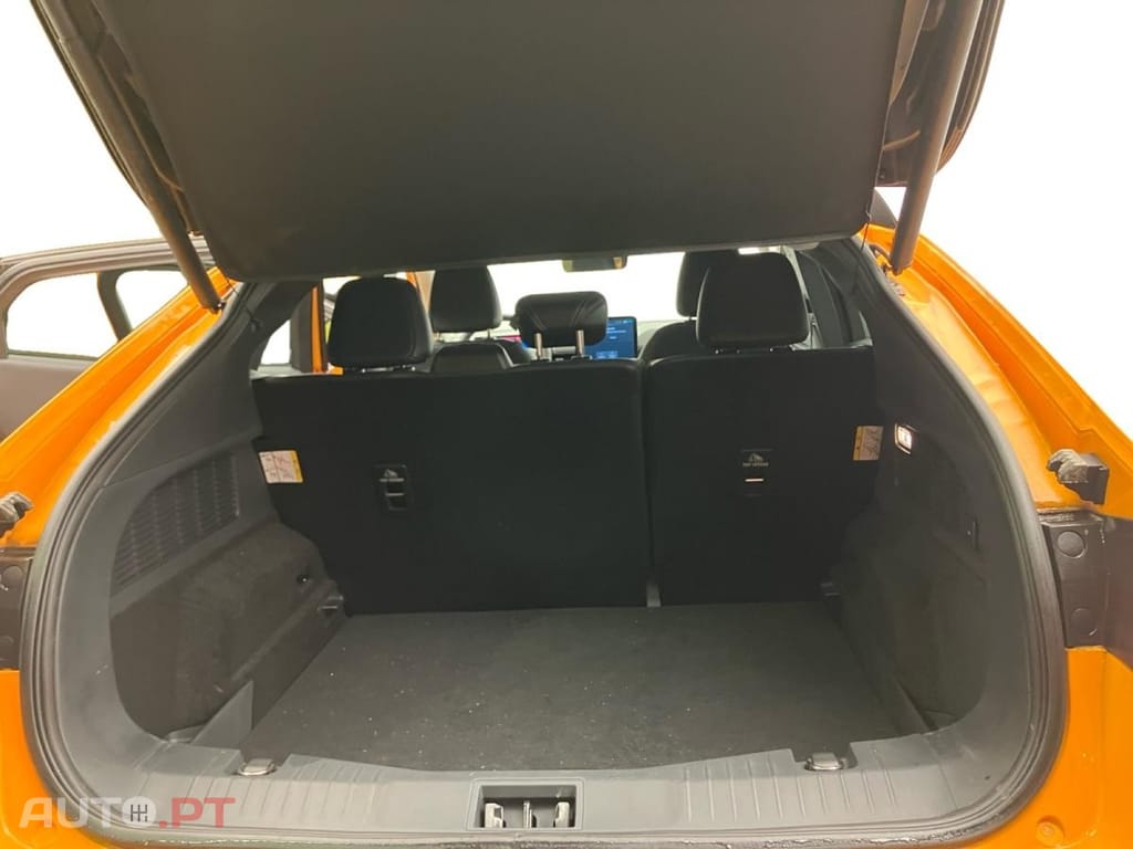 Ford Mustang Mach-E Standard Range