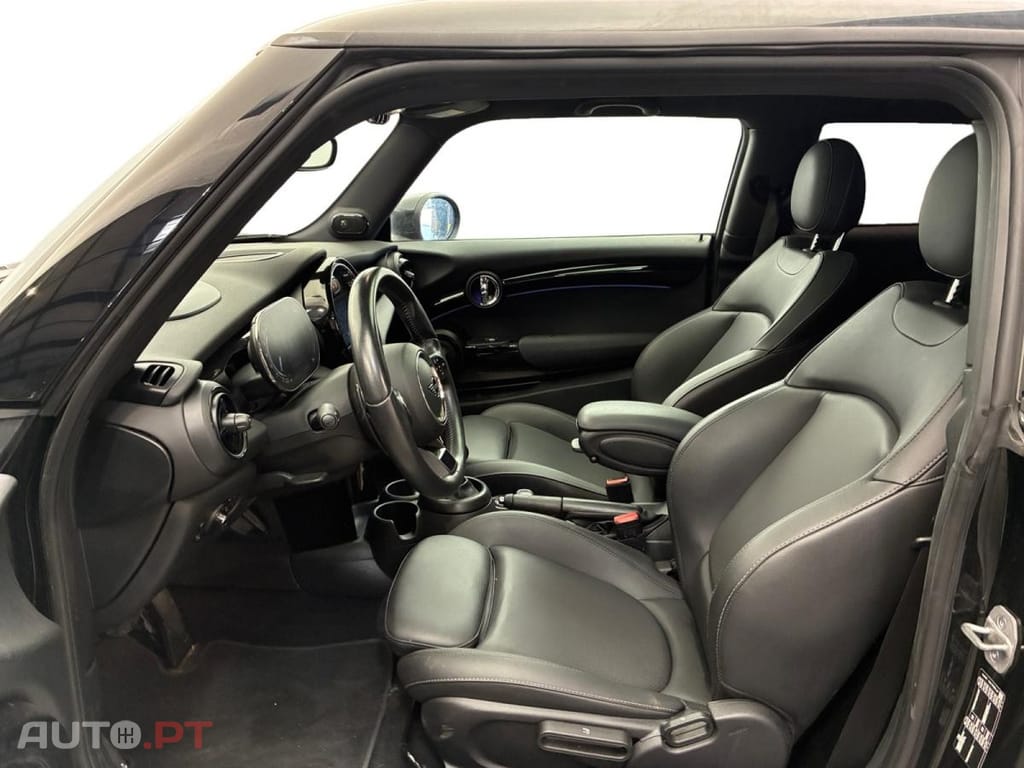 MINI Cooper S Camden Edition