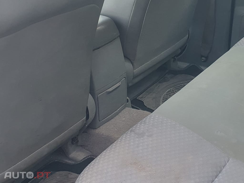 Toyota Hilux 2.5 D 4D 4x2