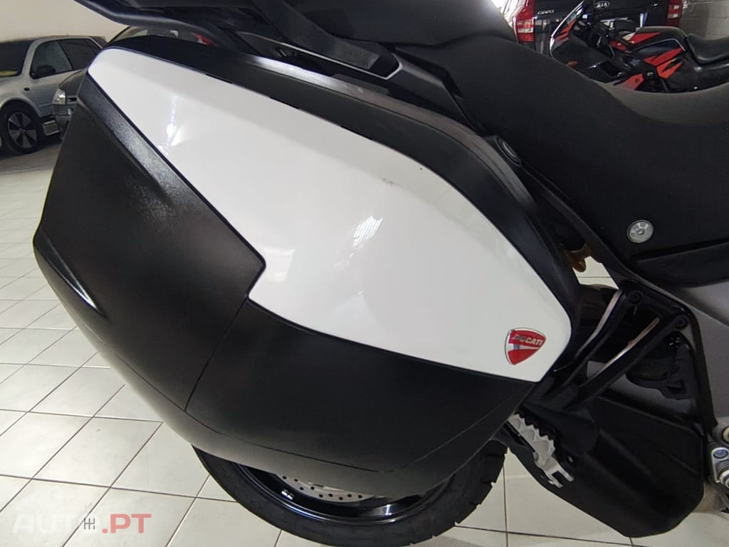 Ducati Multistrada 950 S  GP White